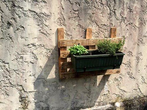 Diy Pallet Pot Holder
